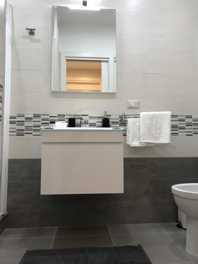 Chiaia Guest House Naples Extérieur photo