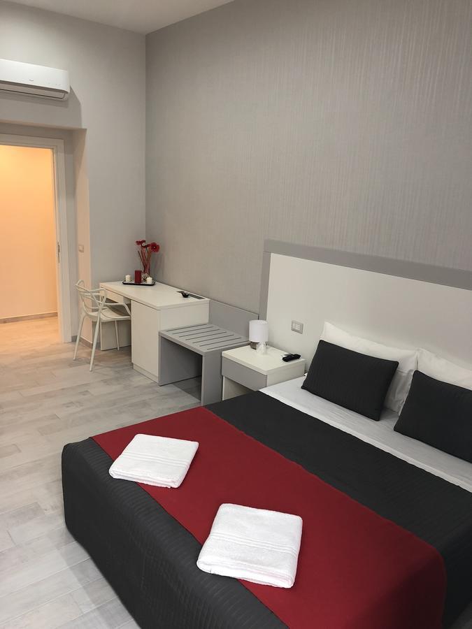 Chiaia Guest House Naples Extérieur photo