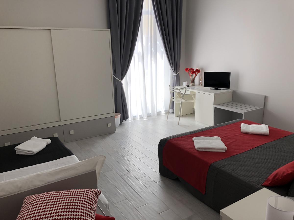 Chiaia Guest House Naples Extérieur photo