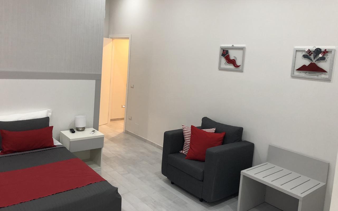 Chiaia Guest House Naples Extérieur photo